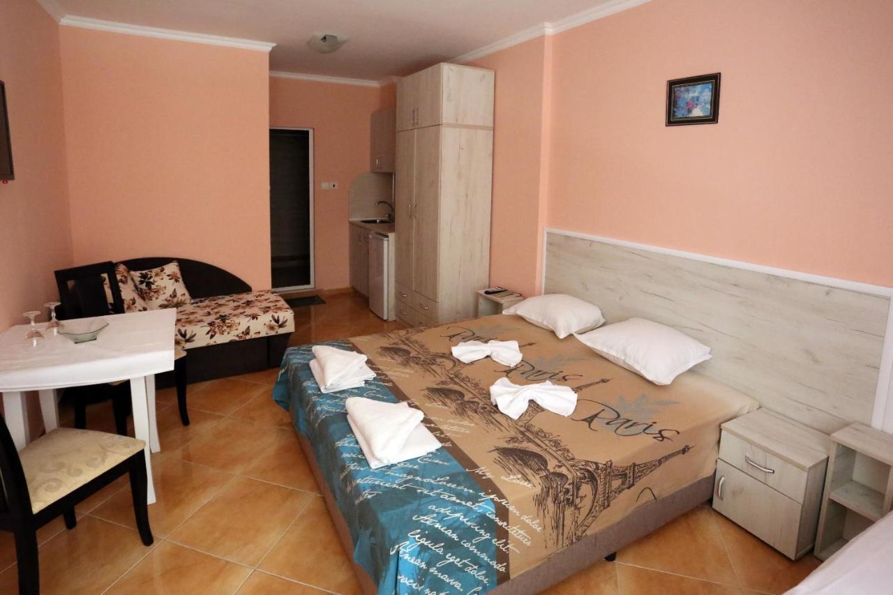 Apartments Dani Pomorie Exterior photo