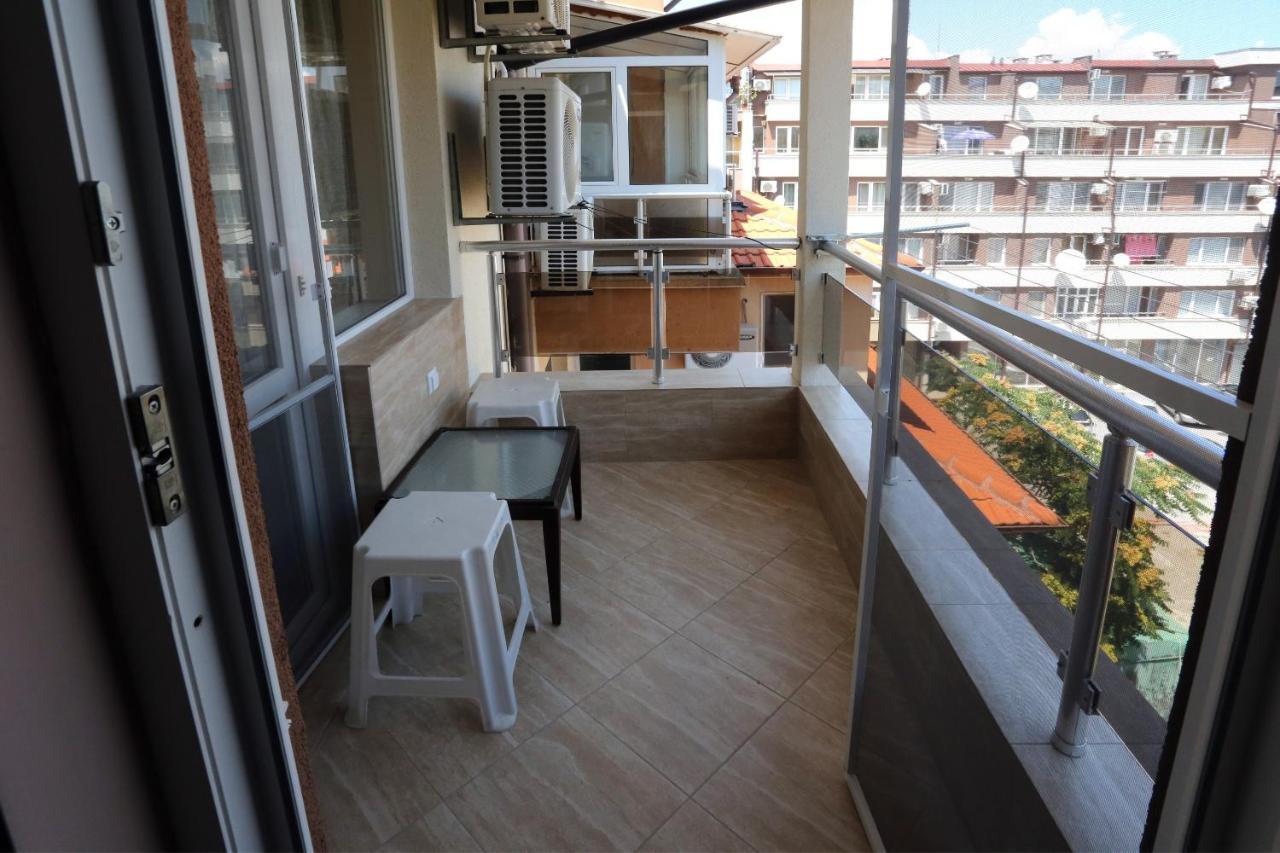 Apartments Dani Pomorie Exterior photo