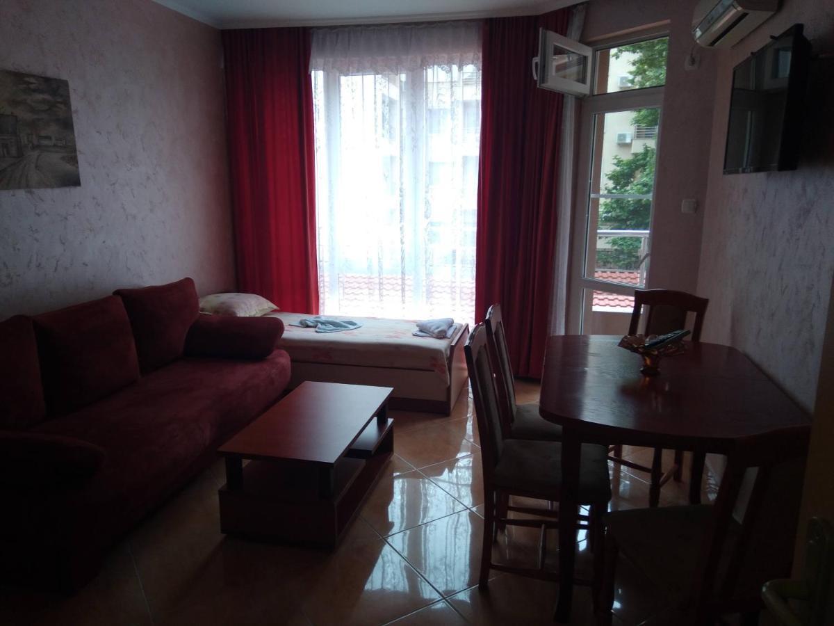 Apartments Dani Pomorie Exterior photo